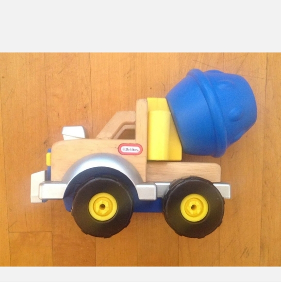 Vintage 2003 LITTLE TIKES Wooden Shape Mixer Truck Toy Complete - Picture 5 of 12